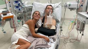 Novio intenta demostrarle a su novia cuánto la ama y termina en el hospital tras sufrir accidente Novio intenta demostrarle a su novia cuánto la ama y termina en el hospital tras sufrir accidente
