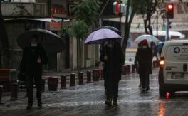 Lluvia en Santiago: ¿A qué hora comenzará a llover en la capital este fin de semana? Lluvia en Santiago: ¿A qué hora comenzará a llover en la capital este fin de semana?