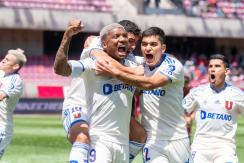 Junior Fernandes se vistió de héroe y le dio esperanzador triunfo a la U Junior Fernandes se vistió de héroe y le dio esperanzador triunfo a la U
