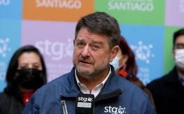 Claudio Orrego renuncia a la Democracia Cristiana tras 33 años