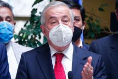 Mañalich reitera que se deben reponer mascarillas en transporte: Los números predicen una nueva ola Mañalich reitera que se deben reponer mascarillas en transporte: Los números predicen una nueva ola