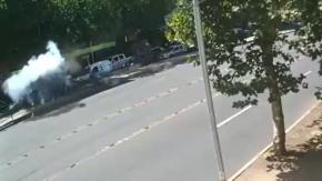 A casi cuatro años: Reportajes T13 revela videos inéditos del atentado en paradero del Transantiago A casi cuatro años: Reportajes T13 revela videos inéditos del atentado en paradero del Transantiago