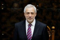 Secretario del Senado, Raúl Guzmán: "No participaré del concurso al cargo de Fiscal Nacional" Secretario del Senado, Raúl Guzmán: "No participaré del concurso al cargo de Fiscal Nacional"