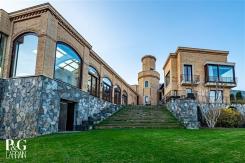 El problema que enfrenta la casa donada por Farkas para su venta y que ya perjudicó al "Chino" Ríos El problema que enfrenta la casa donada por Farkas para su venta y que ya perjudicó al "Chino" Ríos