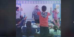 Profesor que enseña a sus alumnos al estilo "Pailita" se hizo viral en TikTok Profesor que enseña a sus alumnos al estilo "Pailita" se hizo viral en TikTok