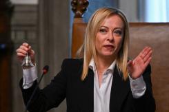 Giorgia Meloni, primera mujer en dirigir Italia, asume oficialmente su cargo Giorgia Meloni, primera mujer en dirigir Italia, asume oficialmente su cargo