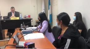 Mujer mató a su esposo luego que este le lanzara agua hirviendo a ella y sus hijos: Fue liberada Mujer mató a su esposo luego que este le lanzara agua hirviendo a ella y sus hijos: Fue liberada
