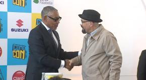 Comic Con 2022: "Walter White chileno" sorprende a Giancarlo Esposito en plena conferencia Comic Con 2022: "Walter White chileno" sorprende a Giancarlo Esposito en plena conferencia