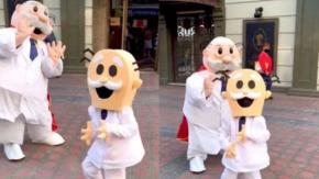 [VIDEO] ¿Mejor disfraz? Niño se disfraza de Dr. Simi y baila con el original