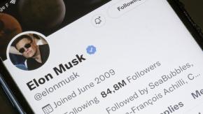 Elon Musk disuelve la junta directiva de Twitter y afianza control decompañía como director único Elon Musk disuelve la junta directiva de Twitter y afianza control decompañía como director único