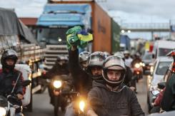 Manifestantes bloquean carreteras en Brasil por segundo día tras derrota de Bolsonaro Manifestantes bloquean carreteras en Brasil por segundo día tras derrota de Bolsonaro