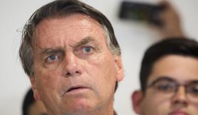 Bolsonaro pide a manifestantes despejar las carreteras en medio de protestas en Brasil Bolsonaro pide a manifestantes despejar las carreteras en medio de protestas en Brasil