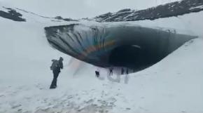 [VIDEO] El impactante registro del momento en que una roca de hielo gigante mató a turista brasileño