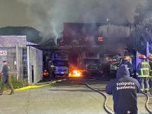 Detienen a cuatro personas por ataque incendiario “antiespecista” a carnicería de Quilicura