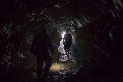 Hallan muertos a tres mineros que estaban atrapados en galería subterránea de Ecuador