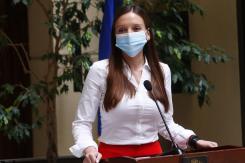 Camila Flores se encuentra internada en la UCI luego de presentar complicaciones tras cesárea Camila Flores se encuentra internada en la UCI luego de presentar complicaciones tras cesárea