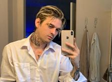 Desvelan nuevos datos sobre las posibles causas de la muerte de Aaron Carter Desvelan nuevos datos sobre las posibles causas de la muerte de Aaron Carter