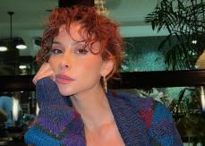 Cami se lució con llamativo look "sin cejas" en previa de los Grammy Latinos 2022 Cami se lució con llamativo look "sin cejas" en previa de los Grammy Latinos 2022
