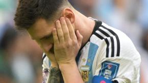 "Dios mío" y "Me vuelvo loco": Así sufrió relator argentino con derrota ante Arabia Saudita en Catar "Dios mío" y "Me vuelvo loco": Así sufrió relator argentino con derrota ante Arabia Saudita en Catar