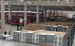 Decomisan $18 millones en ropa falsificada en bodegas de La Polar: marca deportiva hizo la denuncia Decomisan $18 millones en ropa falsificada en bodegas de La Polar: marca deportiva hizo la denuncia
