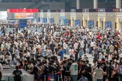 China ordena confinamiento anticovid en Zhengzhou tras violentas protestas China ordena confinamiento anticovid en Zhengzhou tras violentas protestas