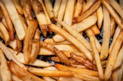 Brasil: Mujer muere al caer en una máquina trituradora de papas fritas Brasil: Mujer muere al caer en una máquina trituradora de papas fritas