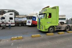 Paro de camioneros continúa: Gobierno descarta rebaja de combustibles Paro de camioneros continúa: Gobierno descarta rebaja de combustibles