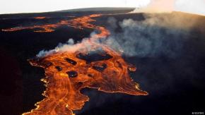 Entra en erupción el volcán activo más grande del mundo por primera vez en casi 40 años Entra en erupción el volcán activo más grande del mundo por primera vez en casi 40 años