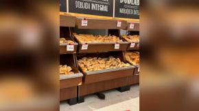 Encuentran fecas de paloma en el mismo supermercado donde panadero lamió masas en Antofagasta Encuentran fecas de paloma en el mismo supermercado donde panadero lamió masas en Antofagasta