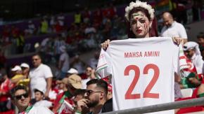 Mundial: el "club secreto" de iraníes que se atreven a protestar contra su gobierno en Qatar Mundial: el "club secreto" de iraníes que se atreven a protestar contra su gobierno en Qatar