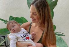 Dani Palavecino le presentó su bebé a su exesposo Santiago Tupper: mostró cómica foto del encuentro Dani Palavecino le presentó su bebé a su exesposo Santiago Tupper: mostró cómica foto del encuentro
