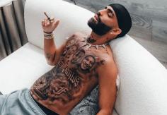 "SR.SANTOS. HONOR, LEALTAD Y RESPETO": Arcángel dedica su nuevo último álbum a su hermano fallecido "SR.SANTOS. HONOR, LEALTAD Y RESPETO": Arcángel dedica su nuevo último álbum a su hermano fallecido