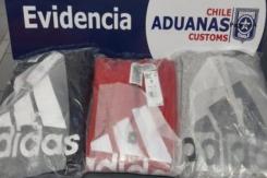 Se complica La Polar: Aduanas se querella contra la multitienda por delitos de contrabando Se complica La Polar: Aduanas se querella contra la multitienda por delitos de contrabando
