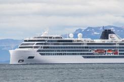 Un muerto luego que "ola gigante" impactara a crucero en Argentina Un muerto luego que "ola gigante" impactara a crucero en Argentina