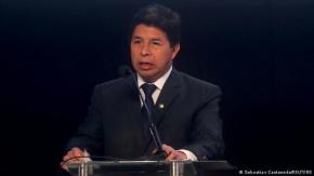 Castillo niega corrupción poco antes de la votación en el Congreso Castillo niega corrupción poco antes de la votación en el Congreso