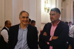 Reanudan negociaciones por proceso constituyente: RN advierte que no firmará si no es órgano mixto Reanudan negociaciones por proceso constituyente: RN advierte que no firmará si no es órgano mixto