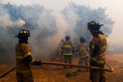 Onemi confirma cuatro bomberos lesionados tras incendios forestales en la Región de Valparaíso Onemi confirma cuatro bomberos lesionados tras incendios forestales en la Región de Valparaíso