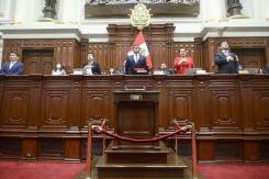Congreso peruano aprobó adelantar las elecciones para 2024