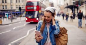 Santander y British Council ofrecen 100 becas presenciales para estudiar inglés en Reino Unido Santander y British Council ofrecen 100 becas presenciales para estudiar inglés en Reino Unido
