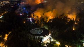 "Catástrofe en Chile": Así cubrió la prensa internacional el megaincendio en Viña del Mar "Catástrofe en Chile": Así cubrió la prensa internacional el megaincendio en Viña del Mar