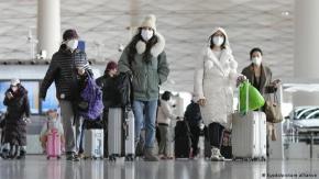 Casi la mitad de pasajeros que llegan de China a Italia dan positivo para Covid Casi la mitad de pasajeros que llegan de China a Italia dan positivo para Covid
