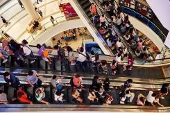 Al menos nueve muertos en estampida en centro comercial en Uganda Al menos nueve muertos en estampida en centro comercial en Uganda