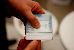 Sueldo mínimo sube este 1 de enero tras reajuste: Beneficiará a un millón de trabajadores Sueldo mínimo sube este 1 de enero tras reajuste: Beneficiará a un millón de trabajadores