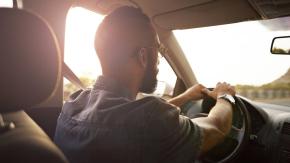Un hombre olvidó a su esposa cuando iban de vacaciones y manejó 150 kilómetros sin notar su ausencia Un hombre olvidó a su esposa cuando iban de vacaciones y manejó 150 kilómetros sin notar su ausencia