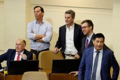 Partido Republicano evalúa acusación constitucional contra Boric: Resto de la oposición lo descarta Partido Republicano evalúa acusación constitucional contra Boric: Resto de la oposición lo descarta