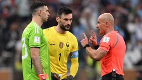 "No sé hacer estupideces en el arco": Hugo Lloris crítica al "Dibu" Martínez por penales en Catar "No sé hacer estupideces en el arco": Hugo Lloris crítica al "Dibu" Martínez por penales en Catar