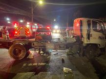 San Bernardo: Persecución policial termina con un paradero destruido y un sujeto con lesiones graves San Bernardo: Persecución policial termina con un paradero destruido y un sujeto con lesiones graves