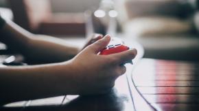 Niño de 10 años mata a un amigo de un disparo en la cabeza luego que le ganara en un videojuego Niño de 10 años mata a un amigo de un disparo en la cabeza luego que le ganara en un videojuego