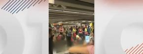 Riña en Metro Tobalaba deja dos menores de edad apuñaladas Riña en Metro Tobalaba deja dos menores de edad apuñaladas