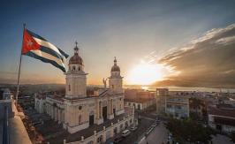 Cinco muertos y 12 desaparecidos tras naufragio de embarcación con migrantes en Cuba Cinco muertos y 12 desaparecidos tras naufragio de embarcación con migrantes en Cuba